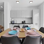 Peninsula 프레멘투라