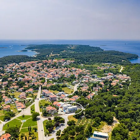 Peninsula *