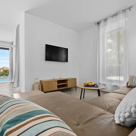 Peninsula Tatil Evi *