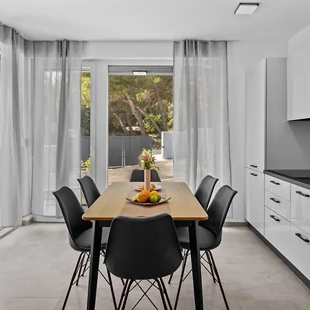 Peninsula Tatil Evi *