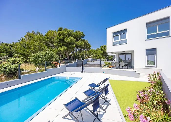 Semesterbostad Peninsula *