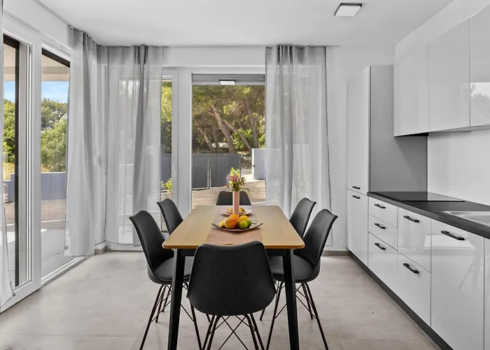 Peninsula Hébergement de vacances *