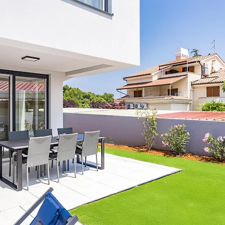 Peninsula Ferienhaus