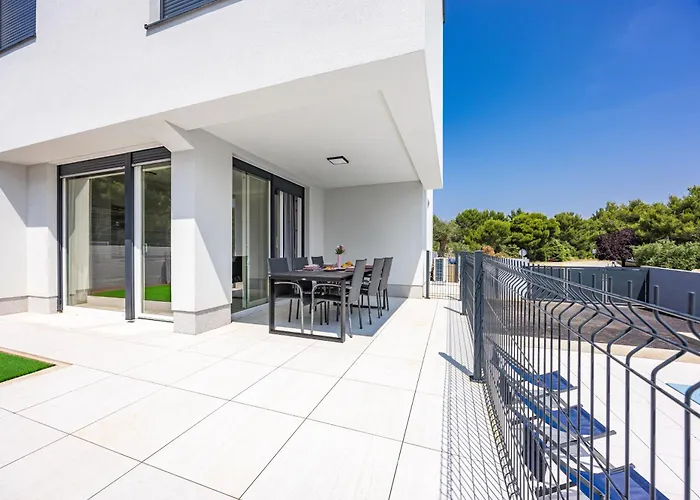 Vikendica Peninsula Premantura